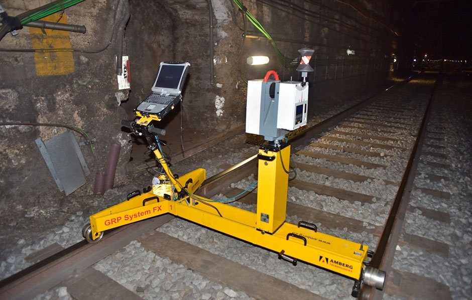 Scanographie de 11 tunnels de la ligne ferroviaire...